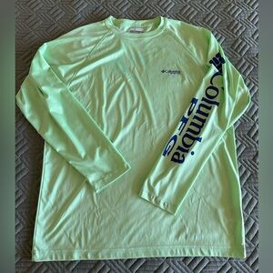 M - Columbia Men's Light Green Fishing Shirt